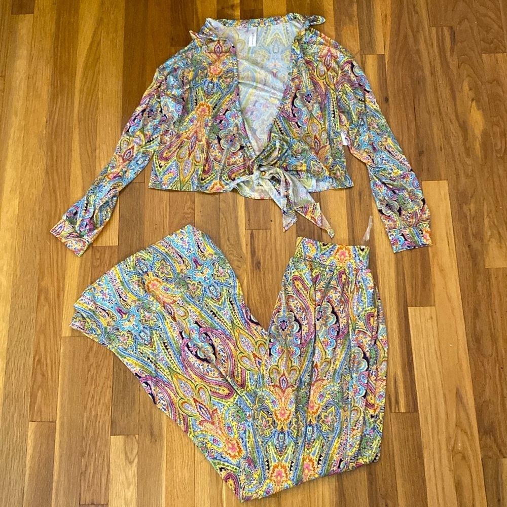 NWT Coastal Bloom Women’s Multicolored Hippy Paisley Set Size S